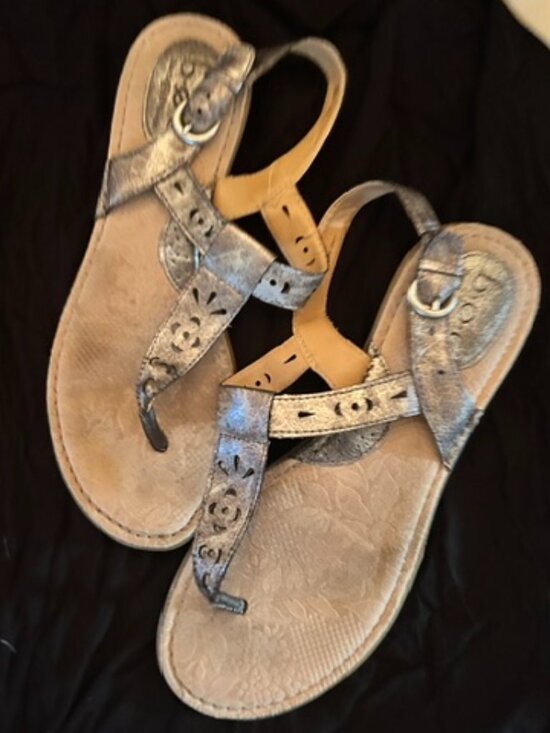 boc Shoes - boc womens size 9 sandals silver  shoes shoe nine